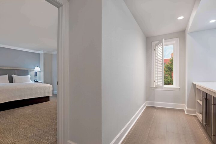 Hampton Inn & Suites Stamford