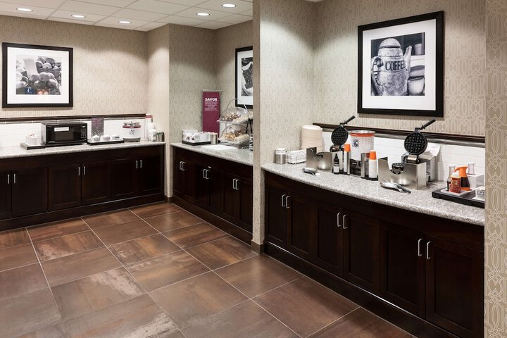 Breakfast/Coffee Service 37 of 41