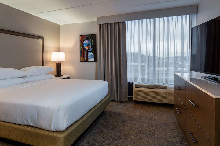 Room 46 of 80