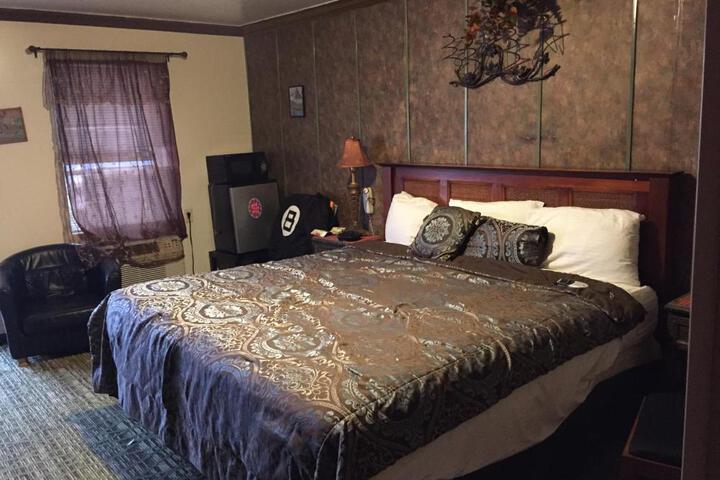 Colony Inn motel