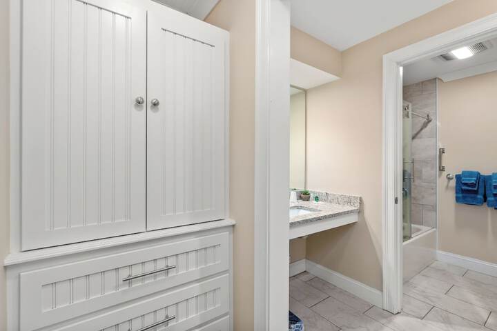 Guest House Suites