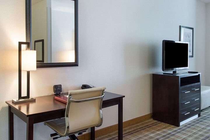 Comfort Suites Mandeville - Covington