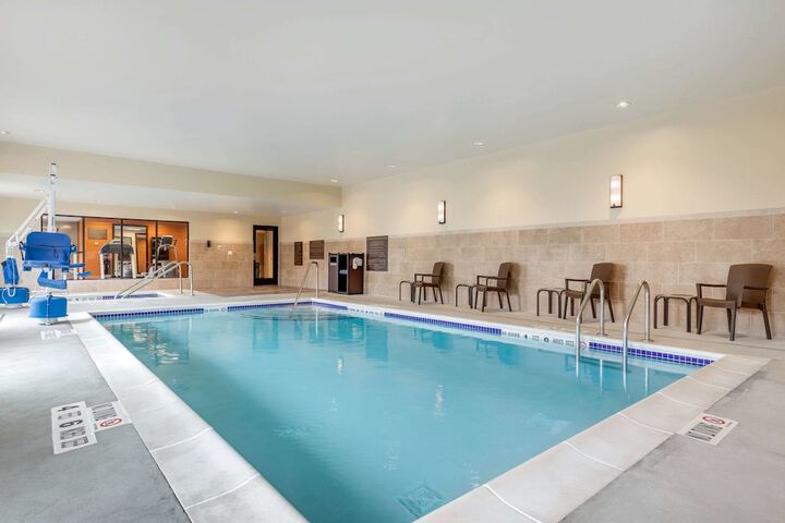 Comfort Inn & Suites Schenectady - Scotia