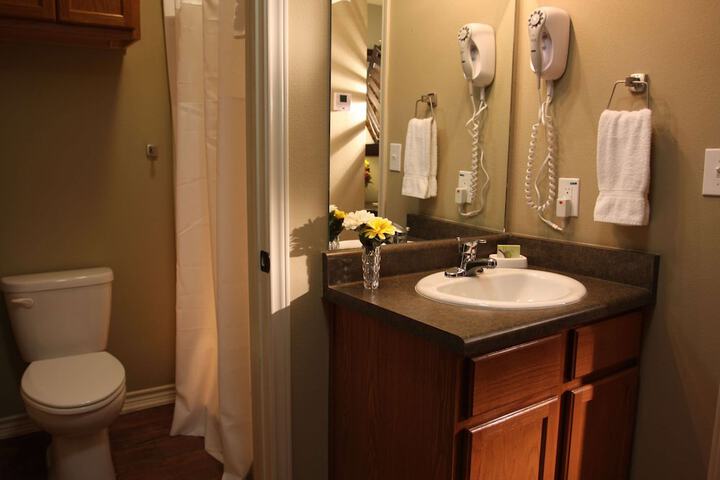 Room 21 of 24