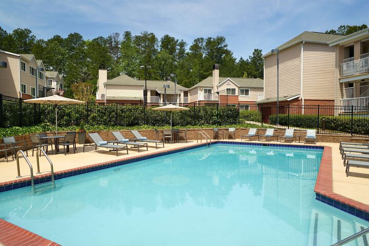 Pool 4 of 33