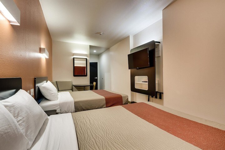 Motel 6 Tulsa OK