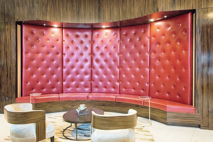 Metropolitan at the 9 Autograph Collection