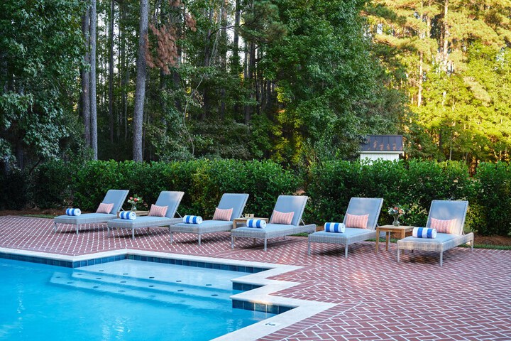 Pool 4 of 32