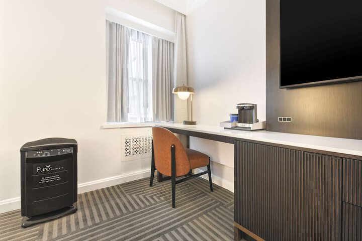 Room 72 of 125