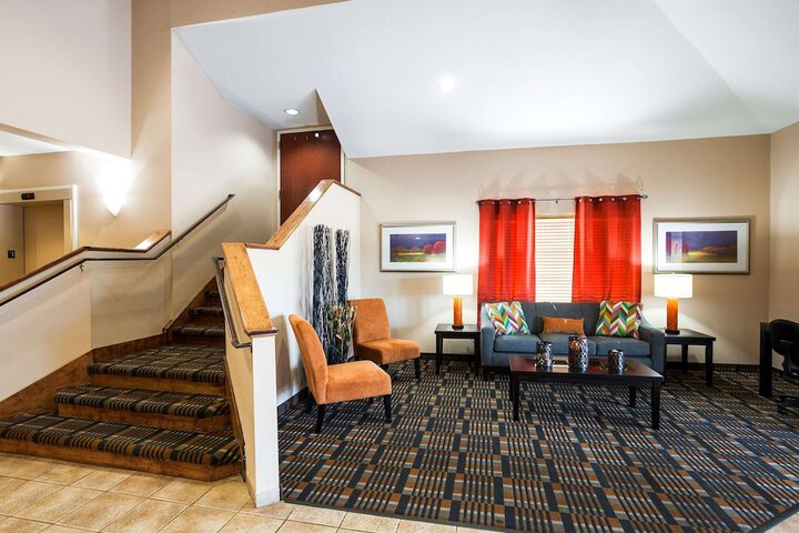 Quality Inn & Suites Lake Charles South
