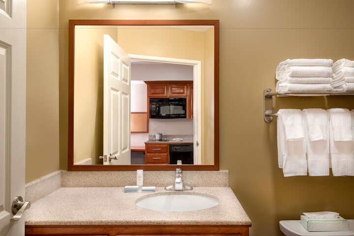 Room 14 of 25