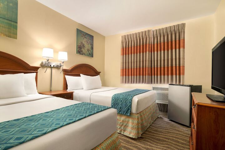 Room 52 of 59