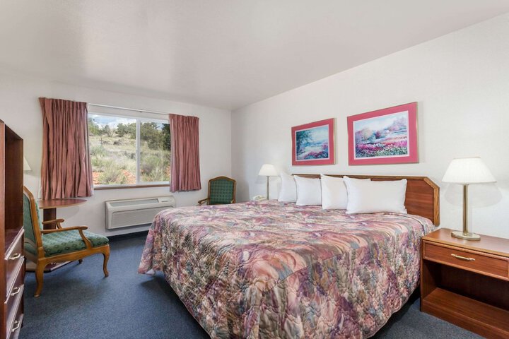 Days Inn by Wyndham Torrey Capital Reef