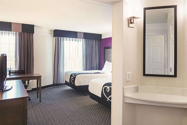 La Quinta Inn & Suites by Wyndham Denver Tech Center