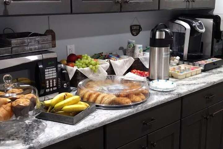 Breakfast/Coffee Service 46 of 49