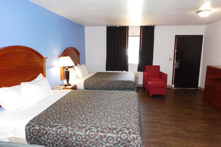 Room 12 of 47