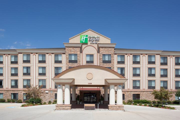 Hotel 3 of 50