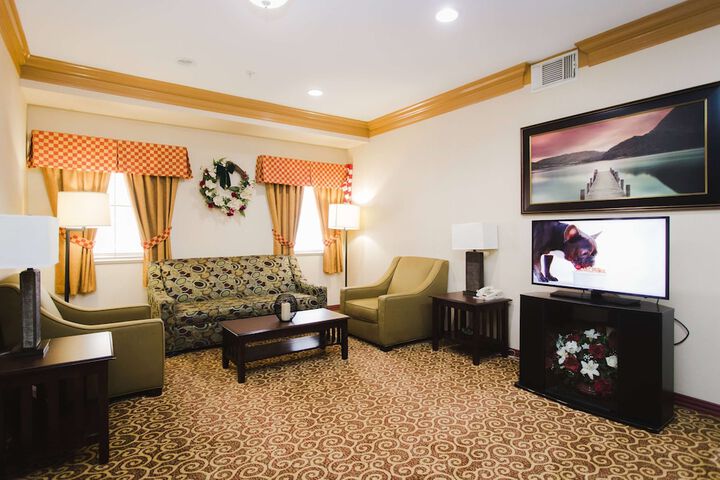 Hotel Interior 4 of 27