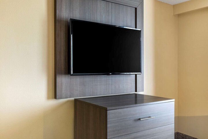 Room 19 of 41