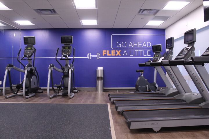 Holiday Inn Express & Suites Roswell by IHG