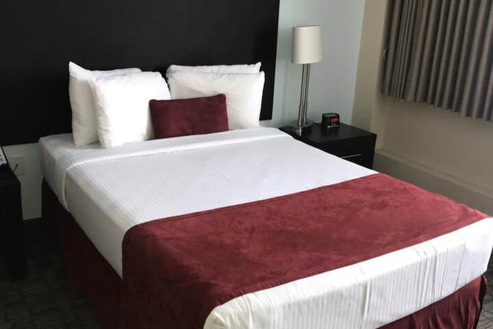 Room 28 of 41