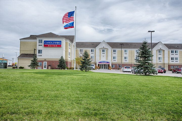 Hotel 5 of 74