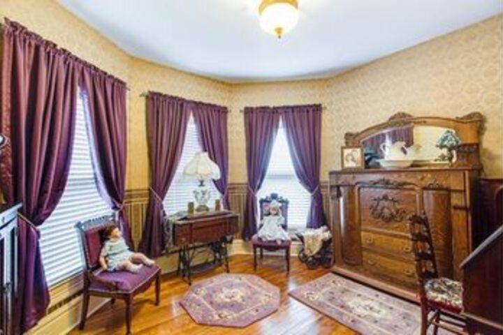 Noble House Inn