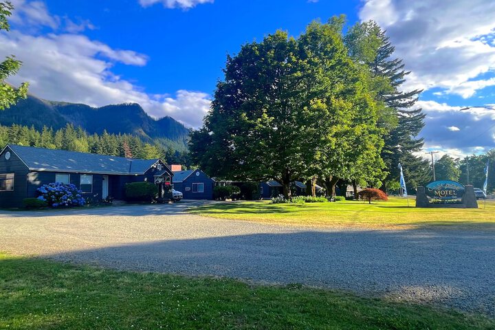 Cascade Motel
