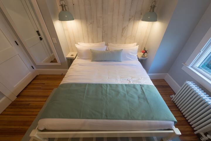 Room 44 of 59