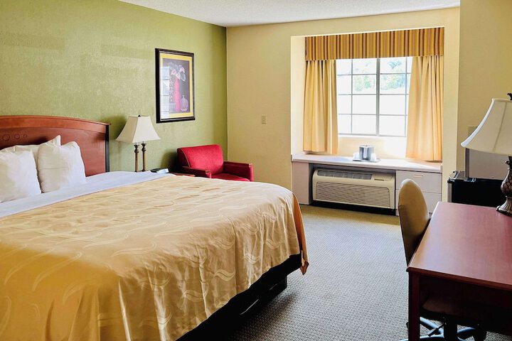 Room 17 of 20