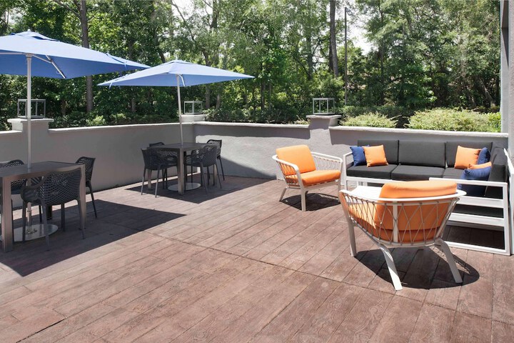 Terrace/Patio 31 of 33
