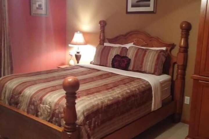 Room 12 of 34
