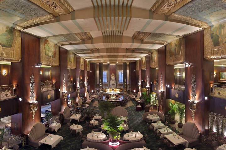 Hilton Cincinnati Netherland Plaza