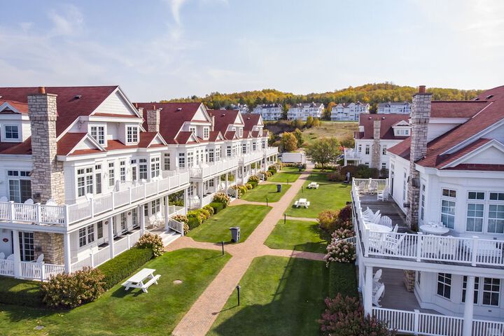 Hotel 4 of 62