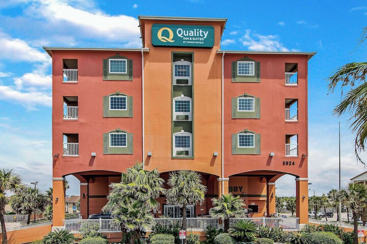 Hotel 2 of 57