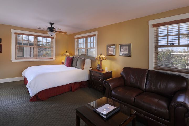 Room 35 of 125