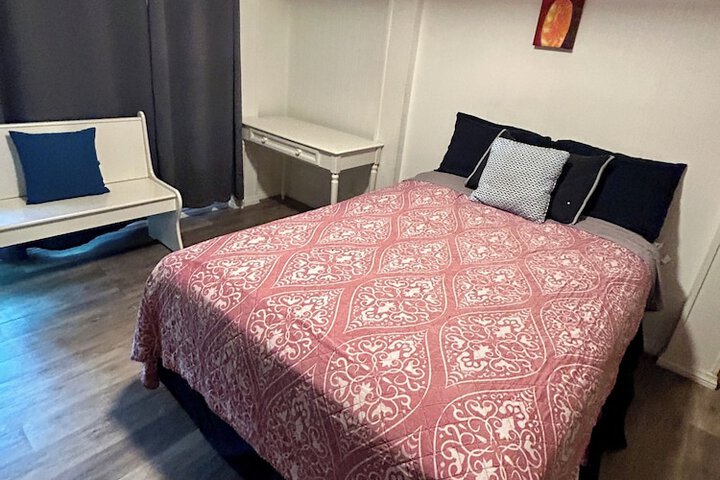 Room 45 of 65