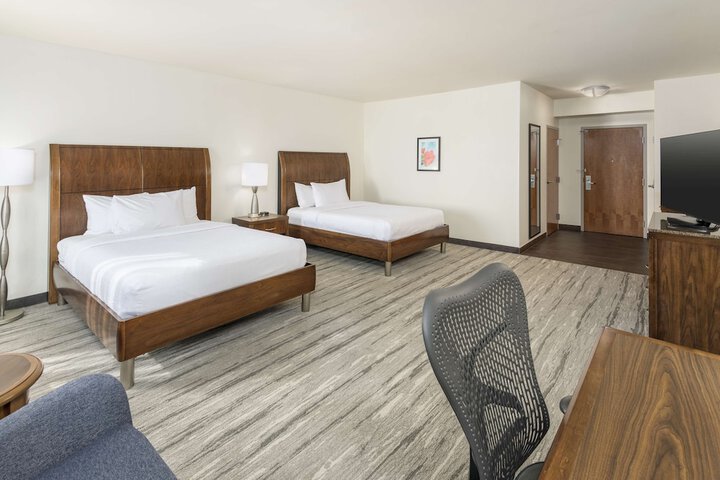 Room 21 of 46