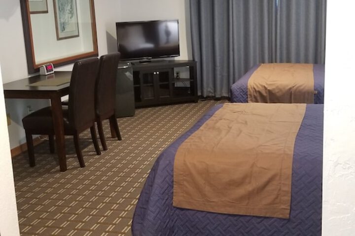 Room 33 of 43