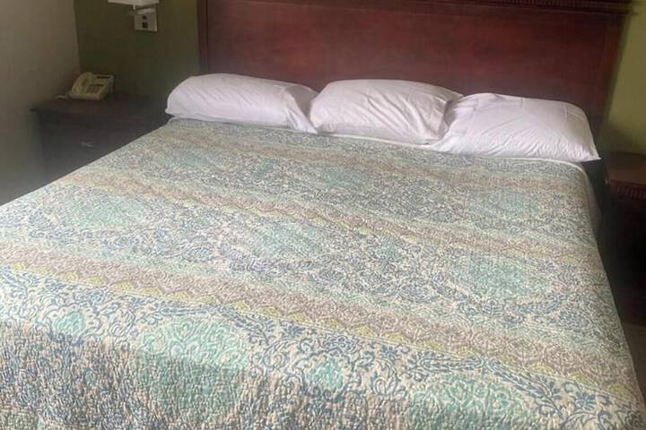 Coldwater Inn & Suites near I 69