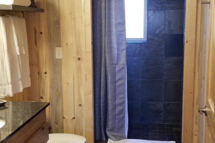 Bluff Gardens Cabins