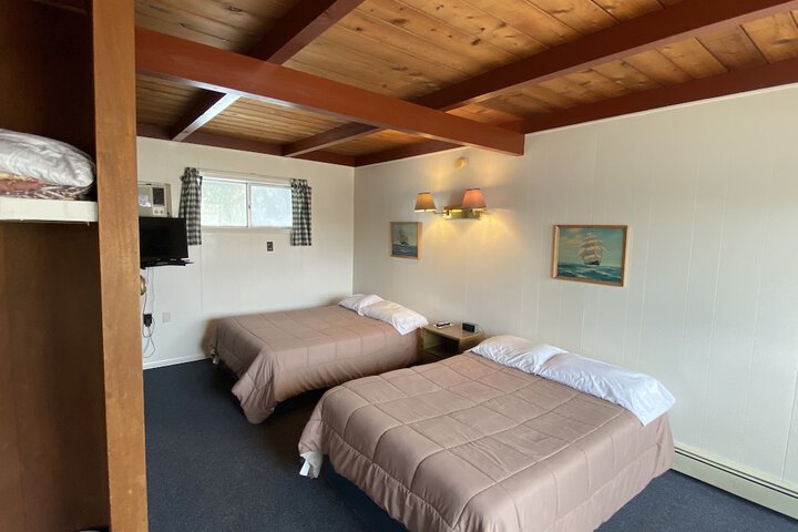 Room 5 of 30