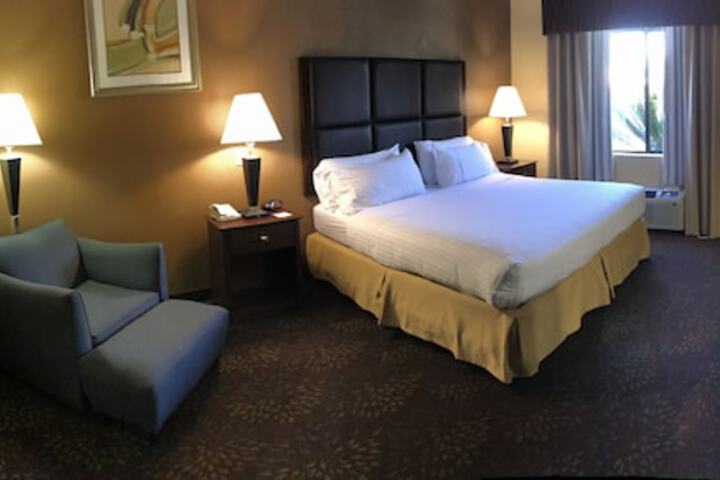 Holiday Inn Express Hinesville by IHG