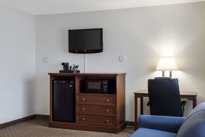 Quality Inn Oacoma - Chamberlain
