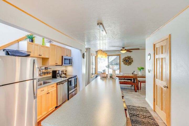 2 Mi to Heavenly Mtn Resort: Retreat w / Sauna!