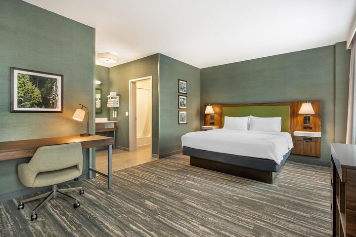 Hampton Inn & Suites Coeur d Alene