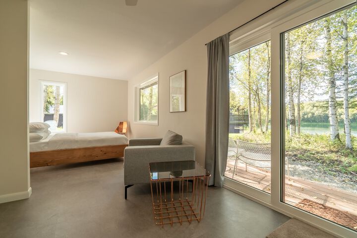 Room 20 of 33