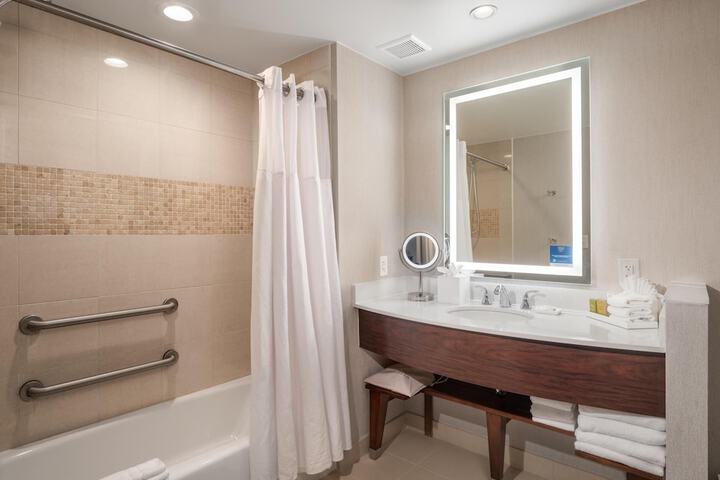 Signia by Hilton Orlando - An Official Walt Disney World Hotel