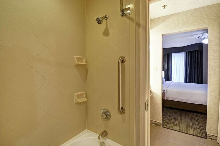 Room 34 of 50