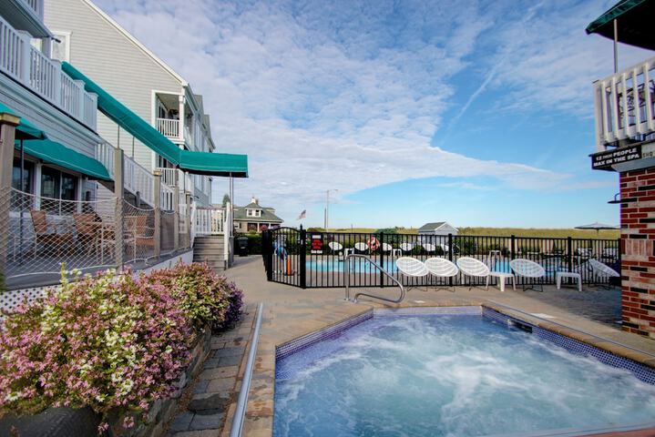 Sea Cliff House Motel